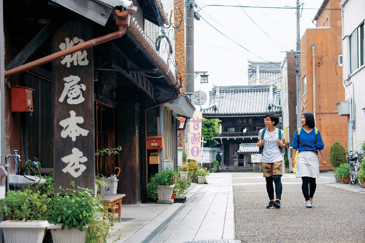 糀屋本店